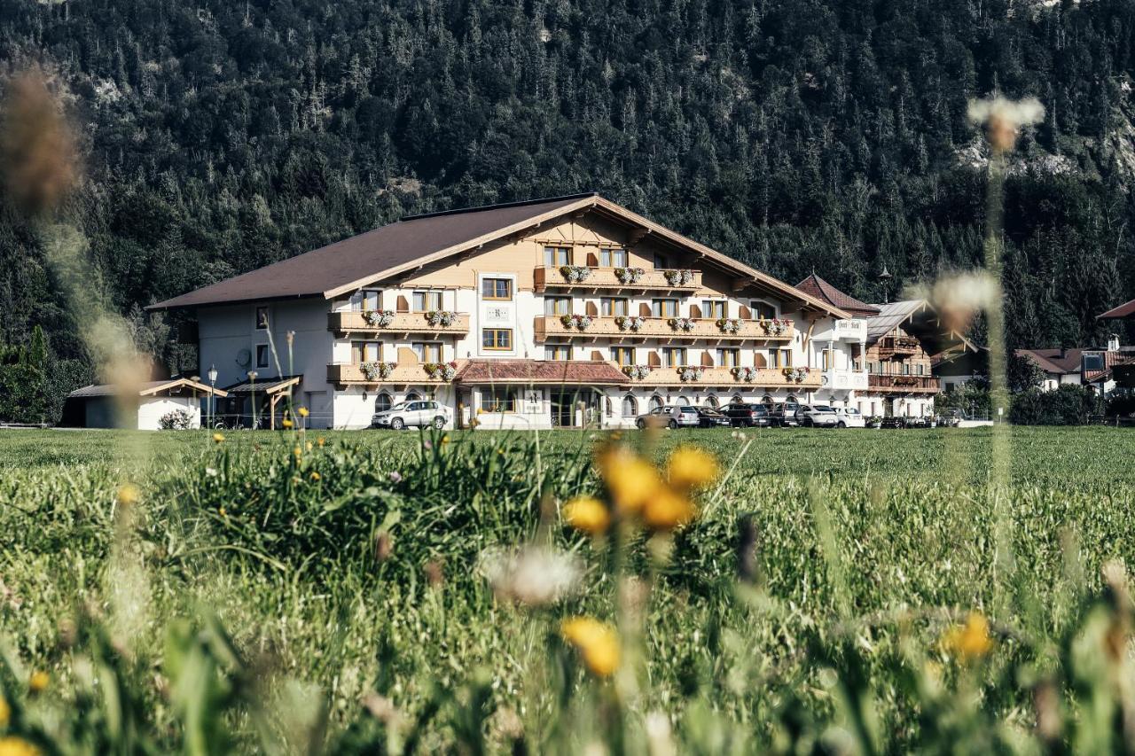 Hotel Riedl Kössen Buitenkant foto